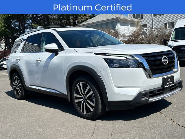 Certified 2025 Nissan Pathfinder Platinum