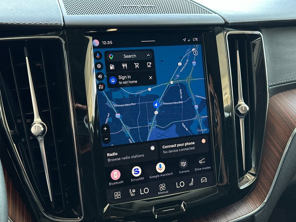 Certified 2023 Volvo XC60 B5 Ultimate AWD/4WD image 18
