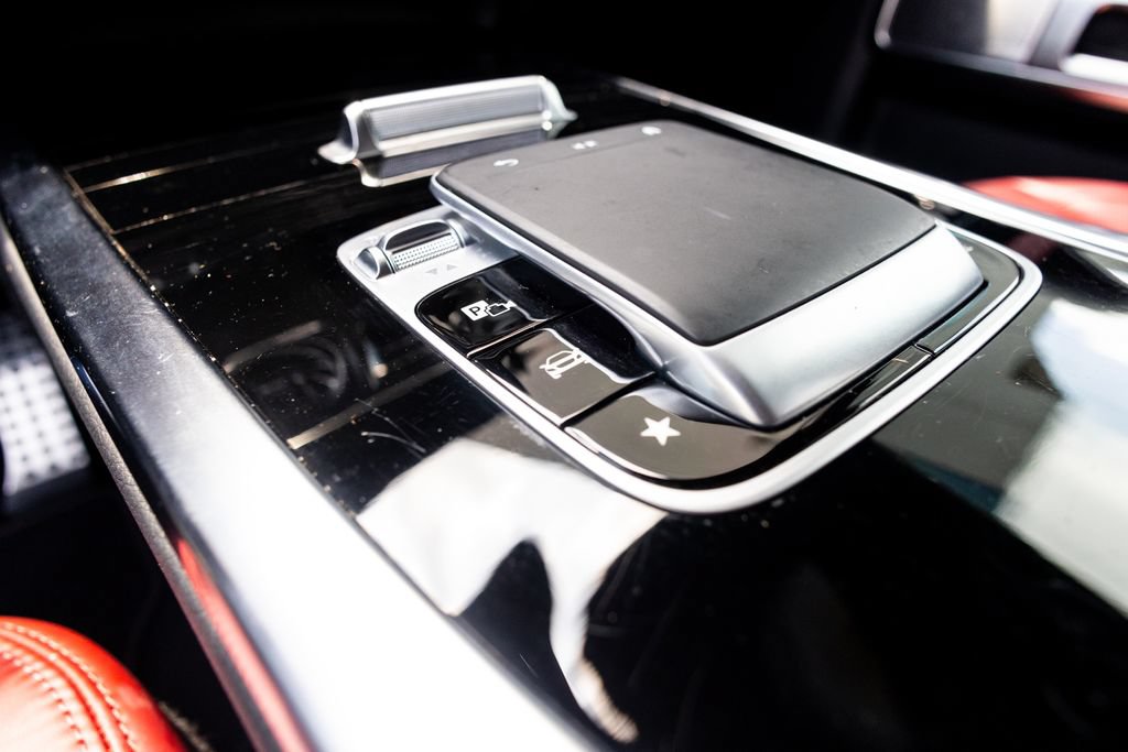 Used 2025 Mercedes-Benz G 550 image 35