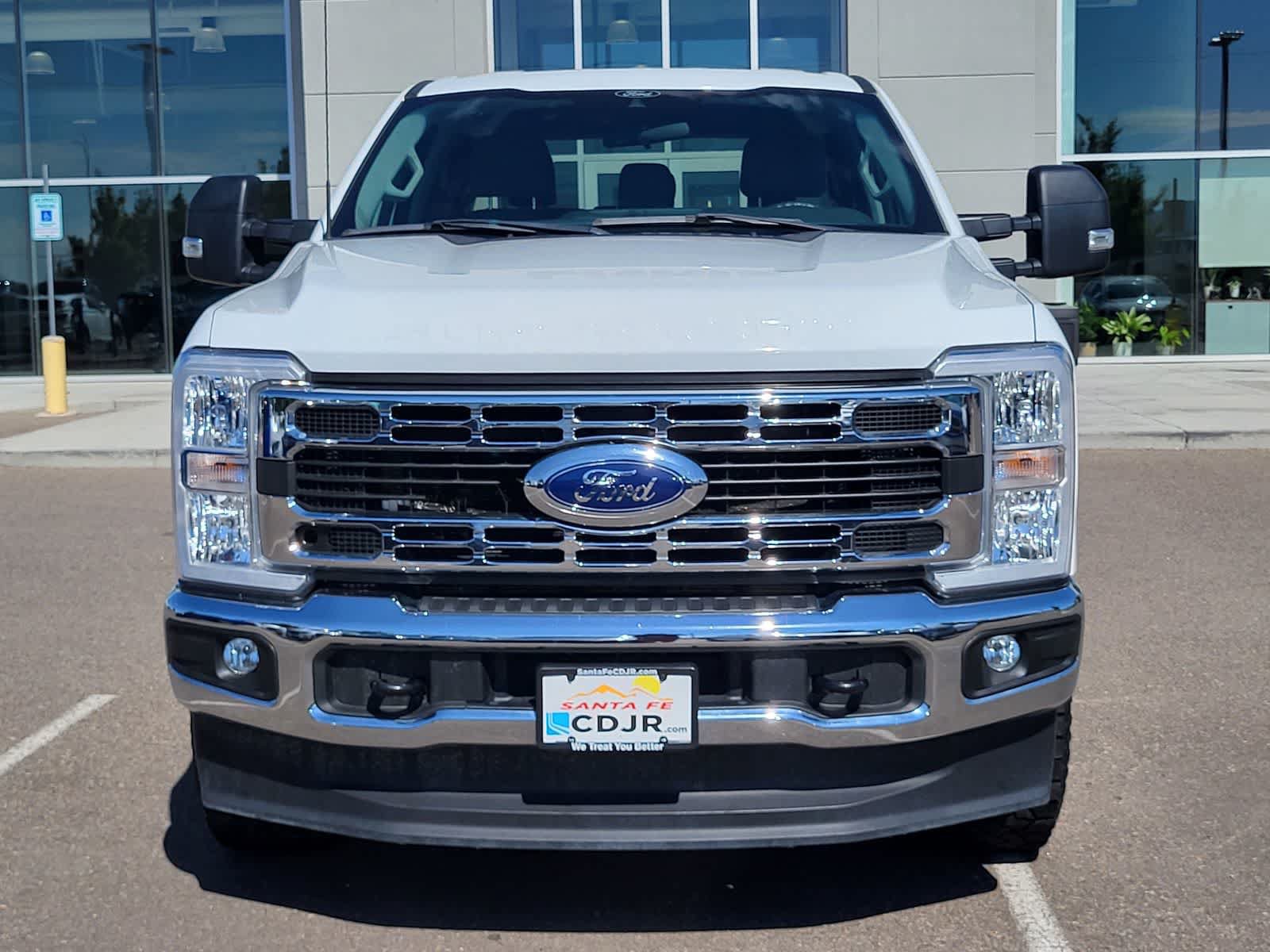 Used 2024 Ford F250 XLT w/ FX4 Off-Road Package AWD/4WD image 2