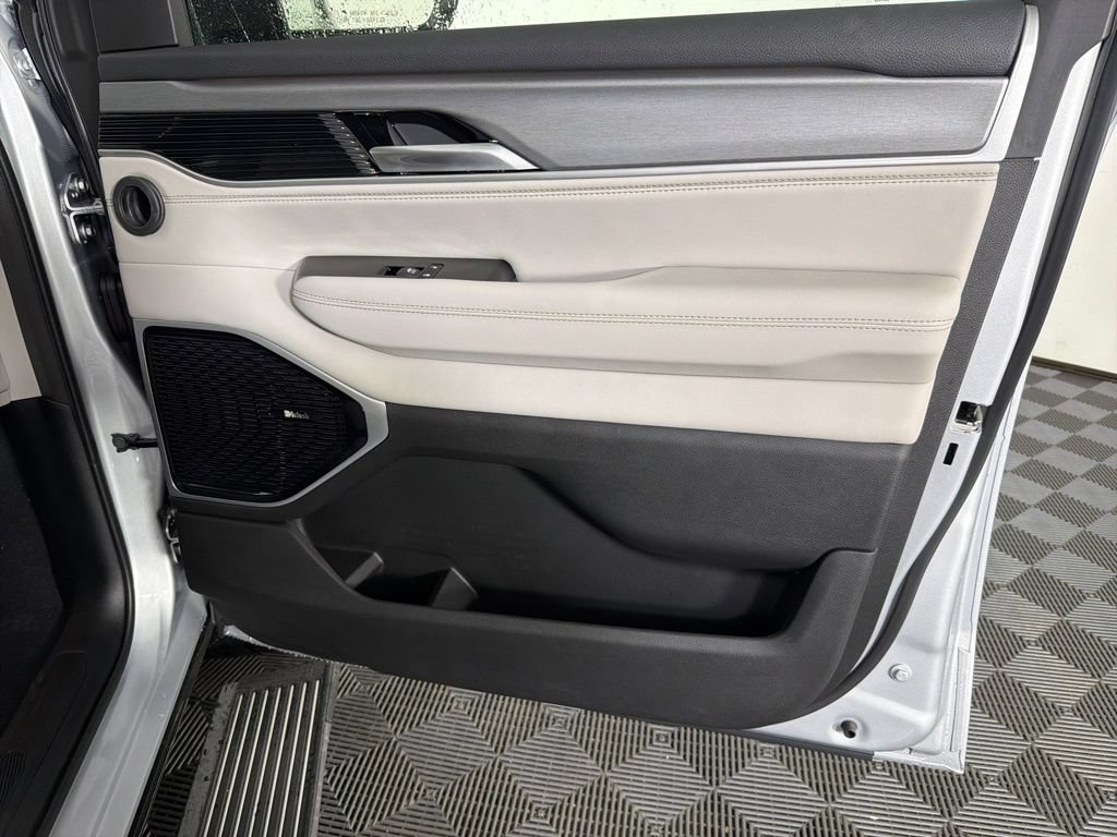 New 2026 Jeep Grand Wagoneer Limited AWD/4WD image 29