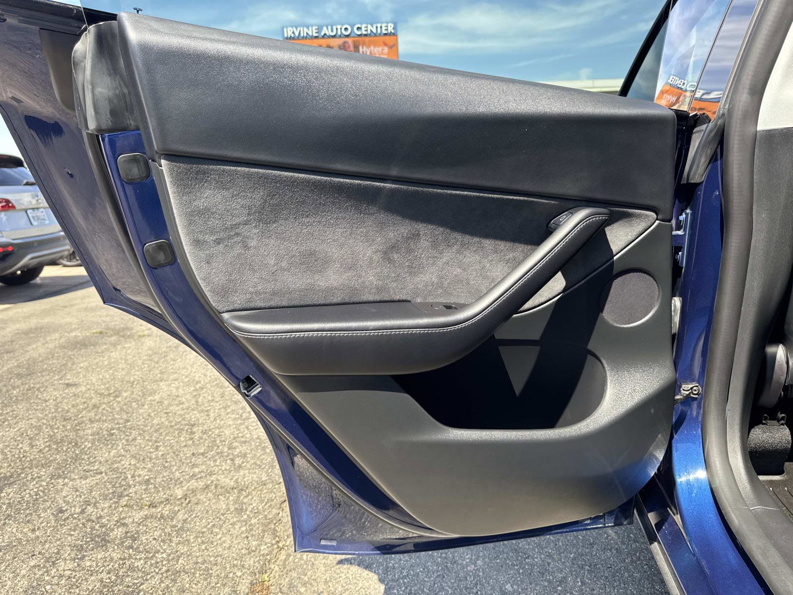 Used 2022 Tesla Model Y Performance image 23