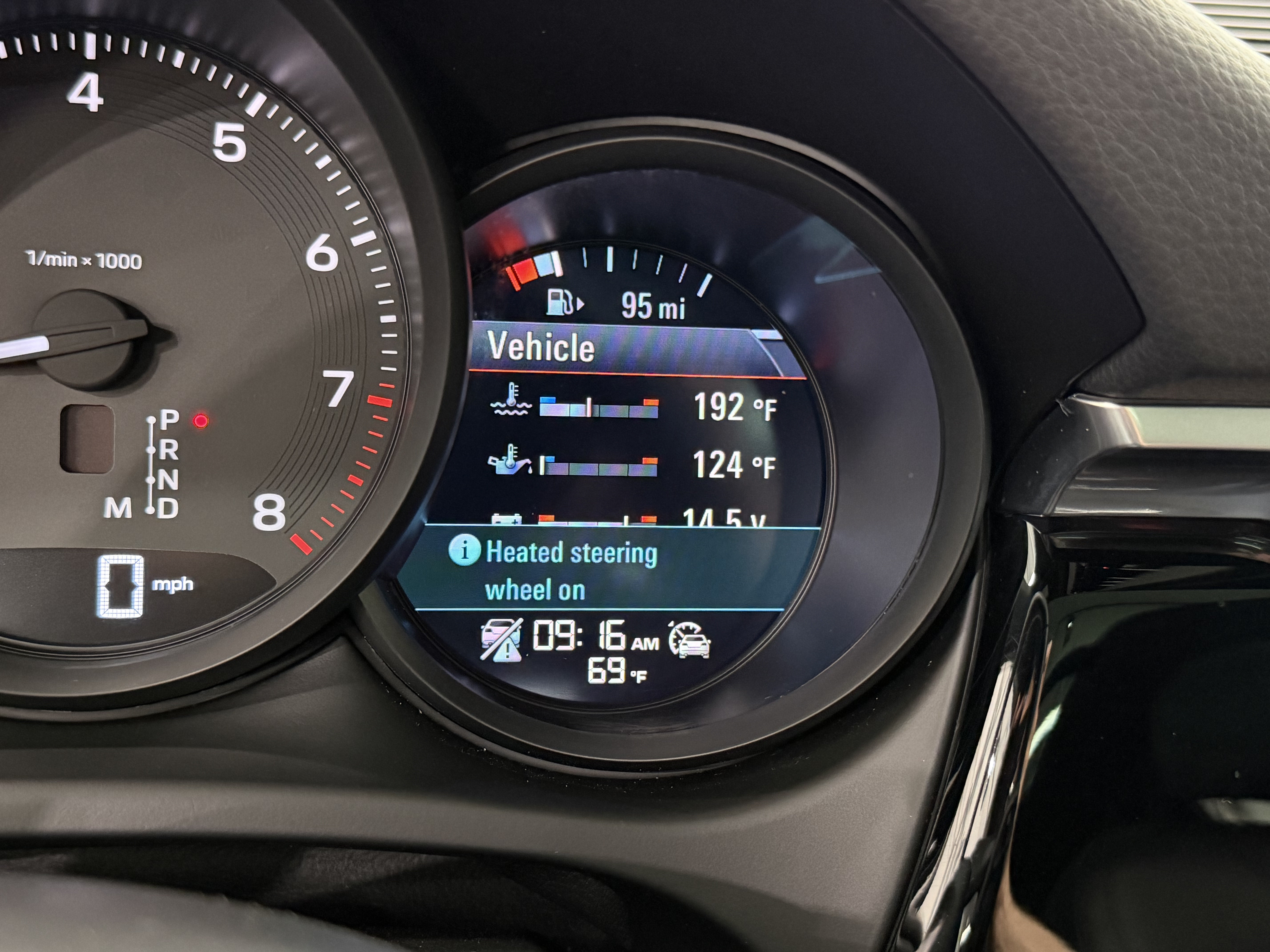 Certified 2024 Porsche Macan AWD/4WD image 56
