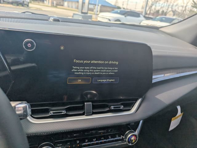 New 2026 Chevrolet Equinox LT w/ Convenience Package II AWD/4WD image 20