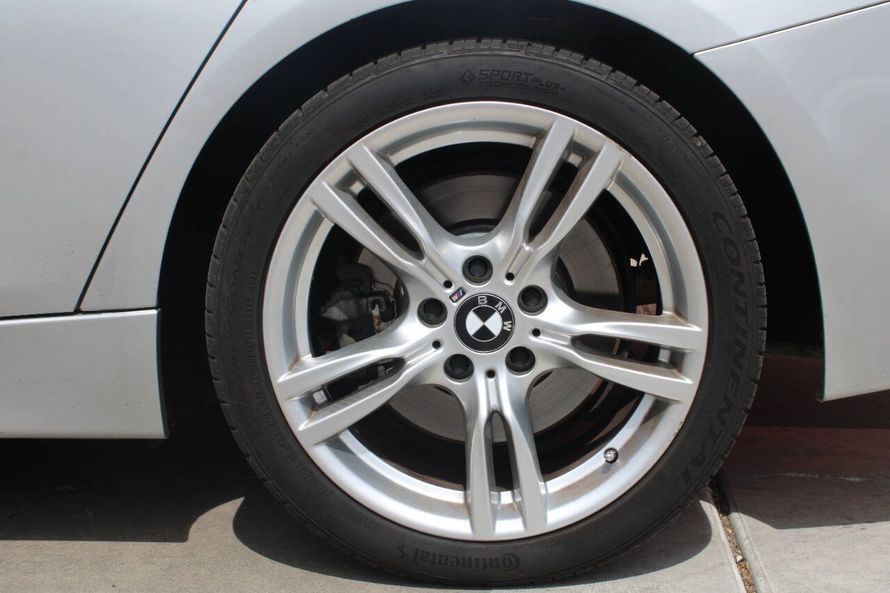 Used 2013 BMW 335i Sedan RWD image 15