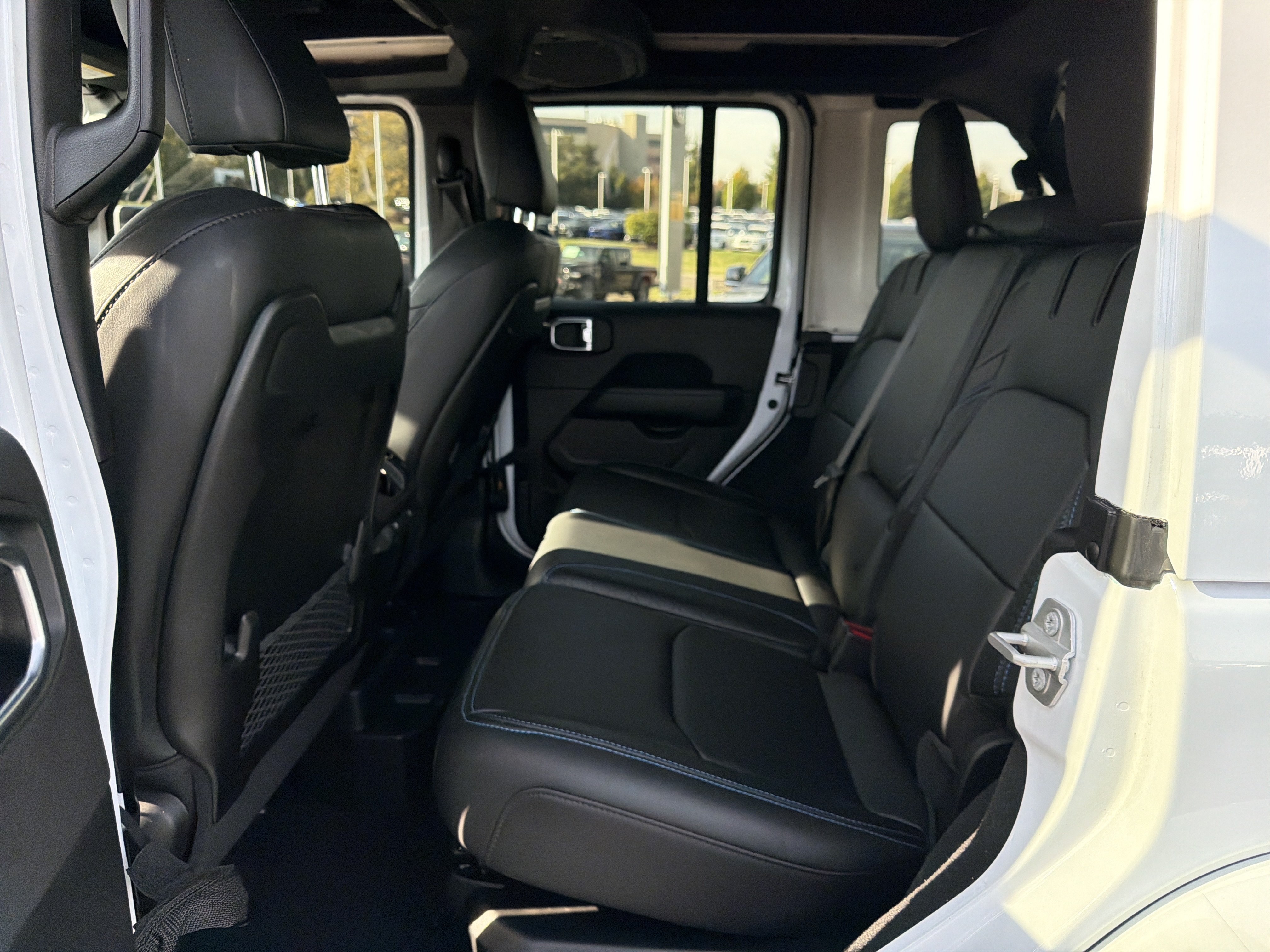 Certified 2024 Jeep Wrangler High Altitude AWD/4WD image 19