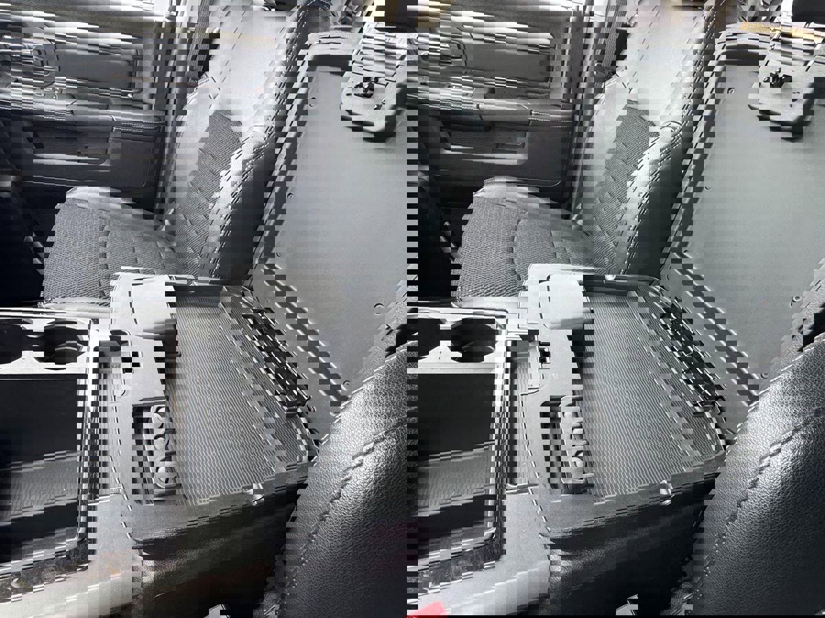 Used 2014 RAM 1500 Sport w/ Convenience Group image 17