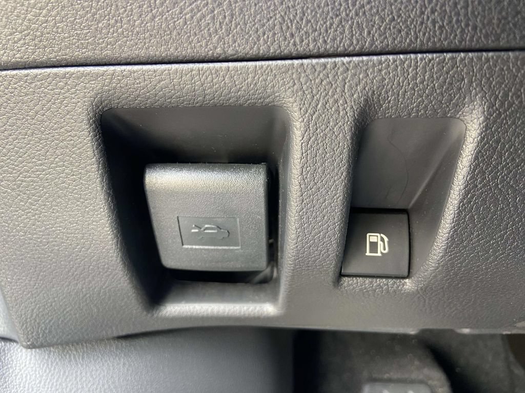 Used 2026 Toyota Grand Highlander AWD Hybrid image 31
