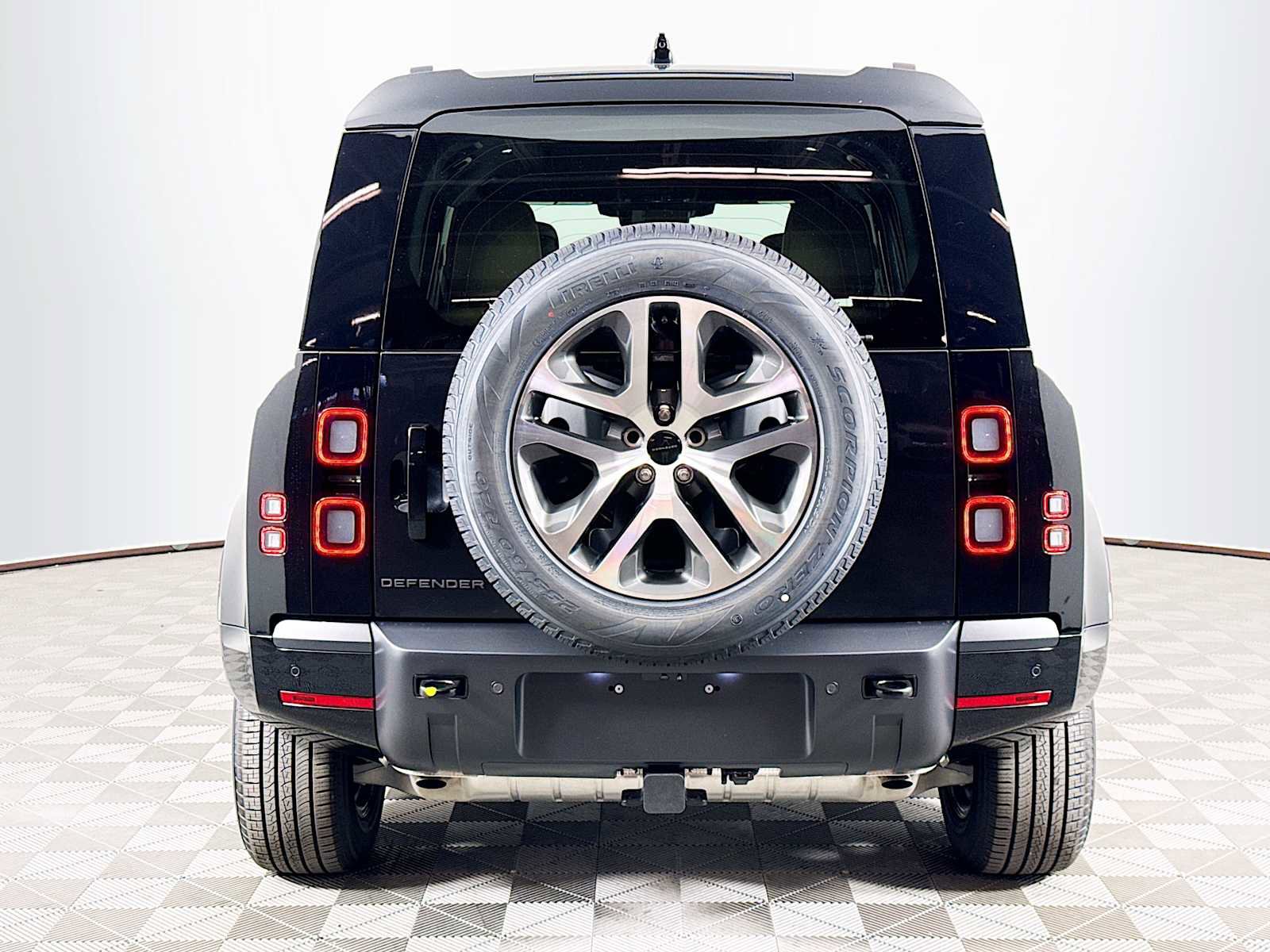 New 2026 Land Rover Defender 110 X-Dynamic SE AWD/4WD image 6