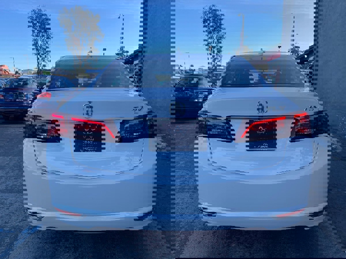 Used 2017 Acura TLX V6 image 8