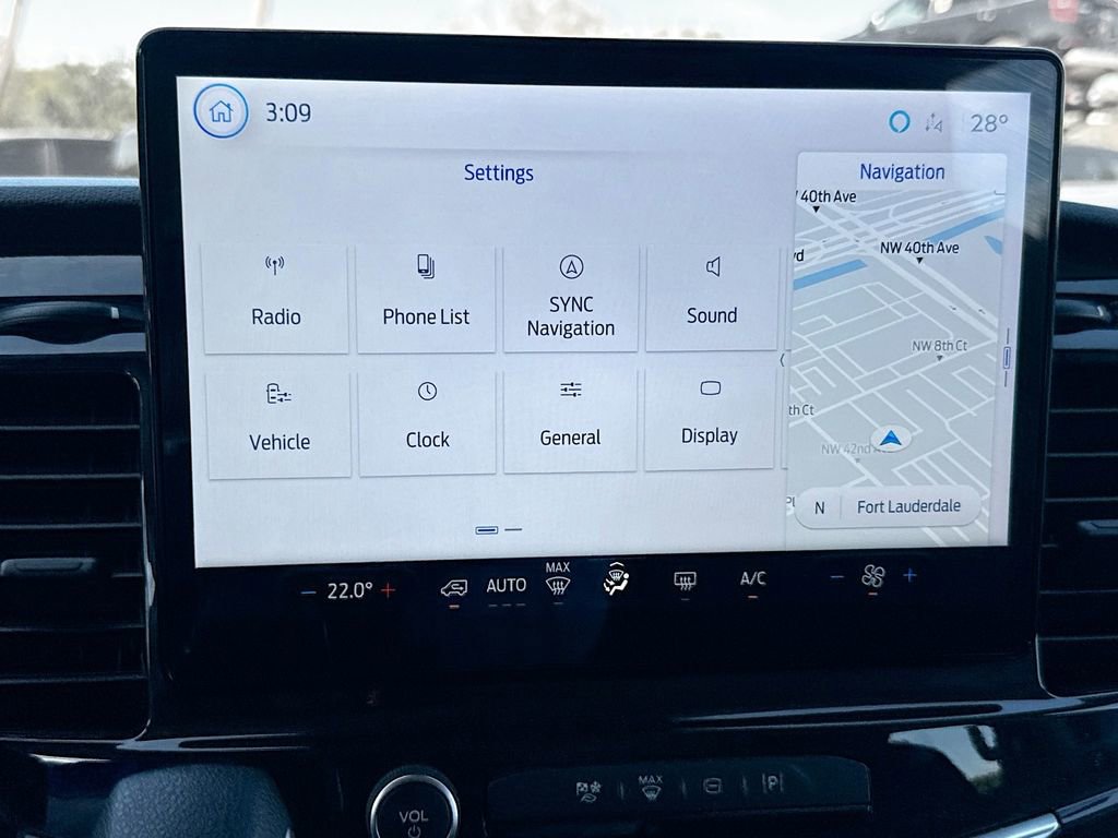 Used 2023 Ford Transit 350 XLT image 16