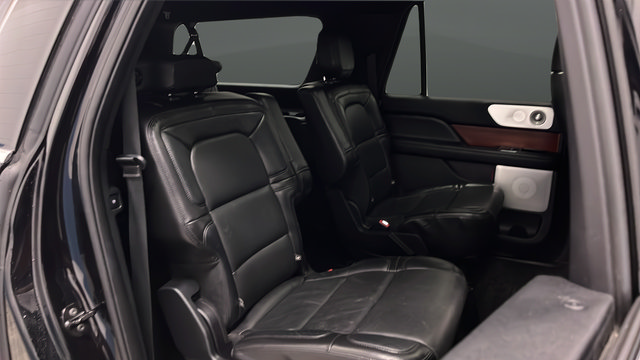 Used 2020 Lincoln Navigator L Reserve w/ Equipment Group 208A Reserve AWD/4WD image 25