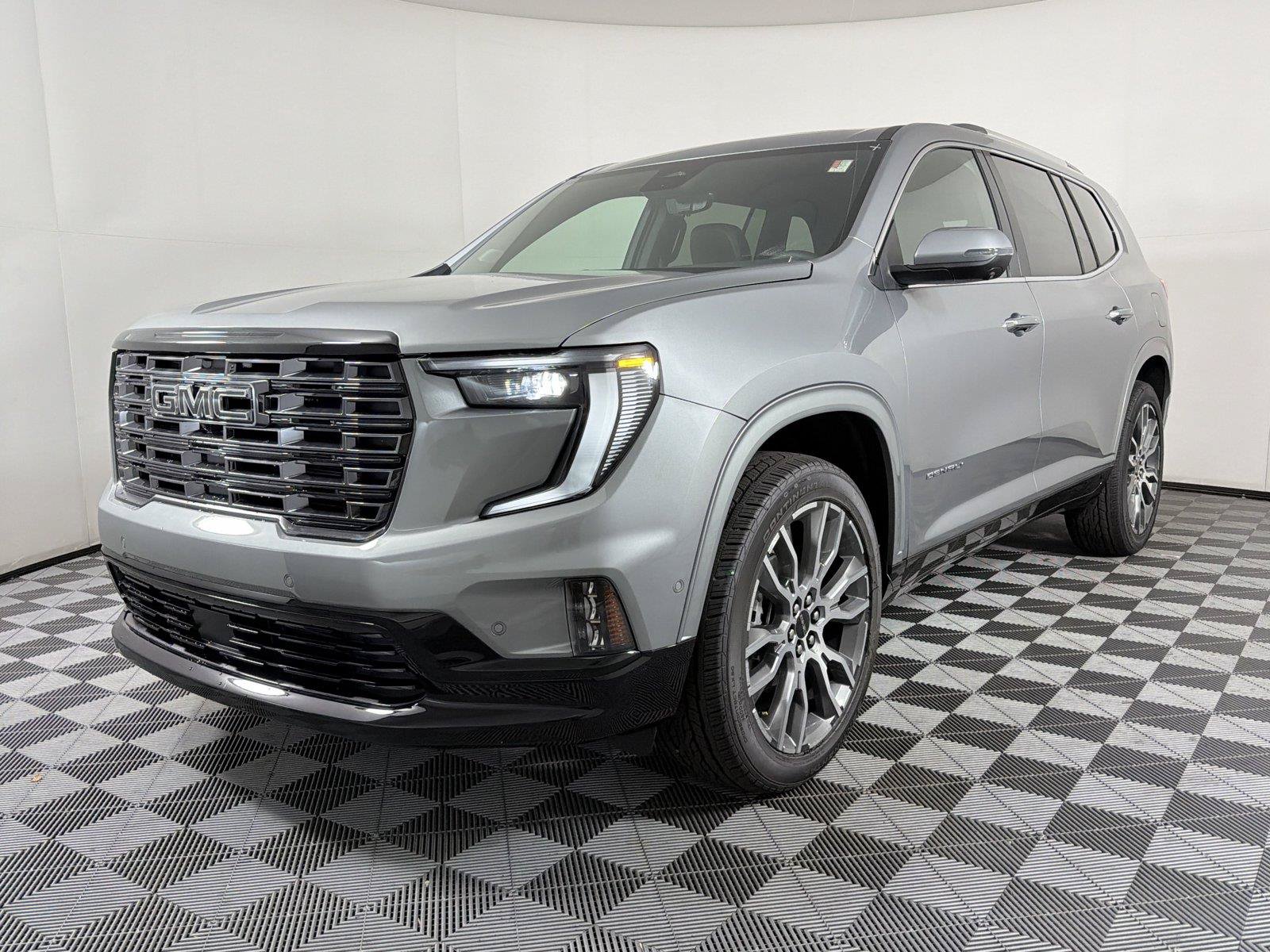 New 2026 GMC Acadia Denali Ultimate FWD image 3