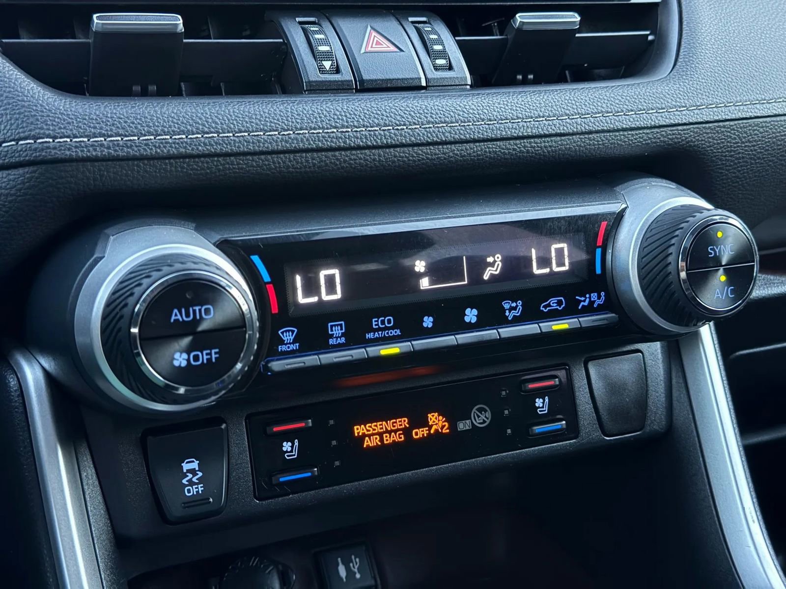 Used 2019 Toyota RAV4 Limited w/ Cold Weather Package image 23