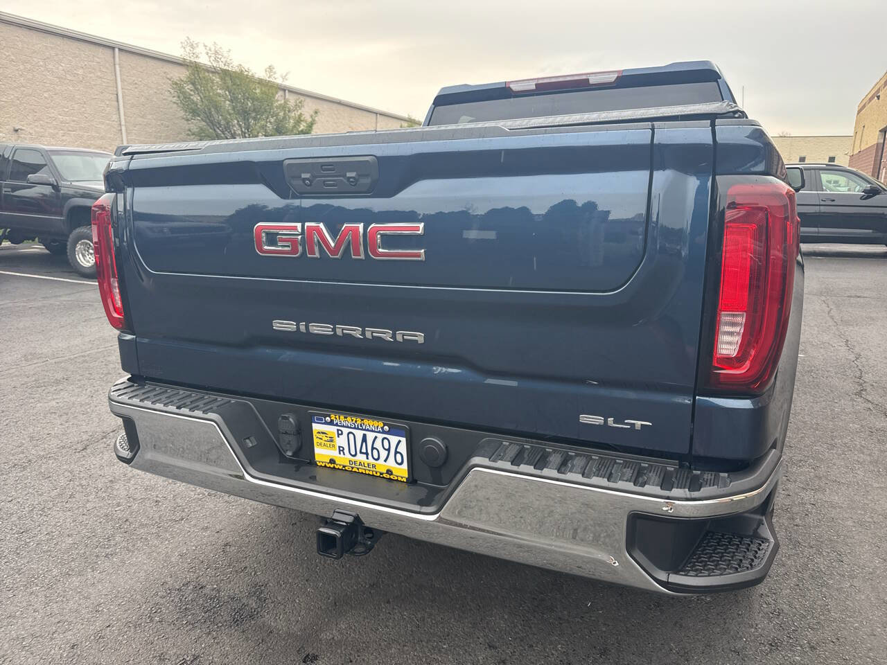 Used 2022 GMC Sierra 1500 SLT w/ SLT Premium Package AWD/4WD image 20