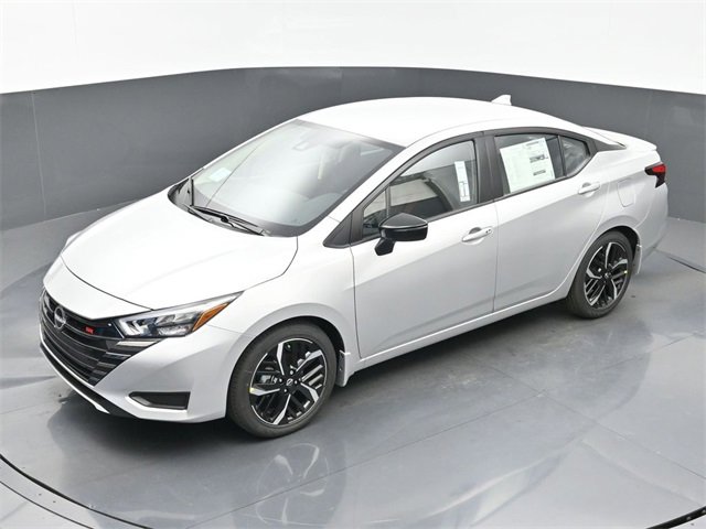 New 2025 Nissan Versa SR w/ Trunk Package image 29