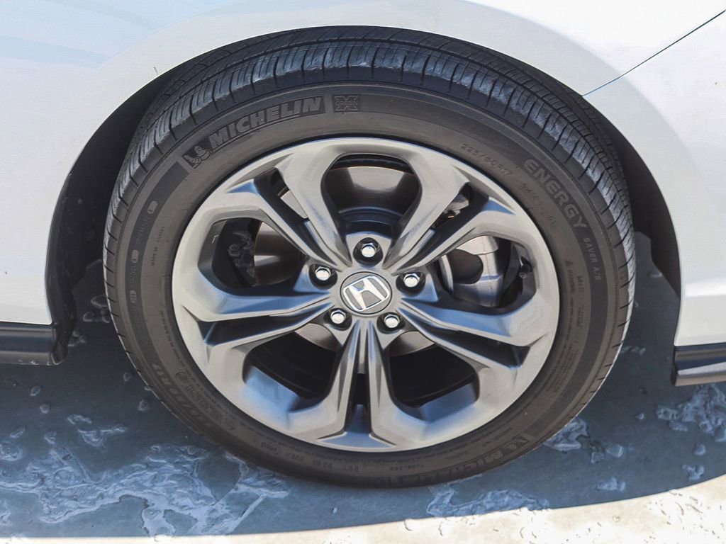 Certified 2023 Honda Accord EX image 10