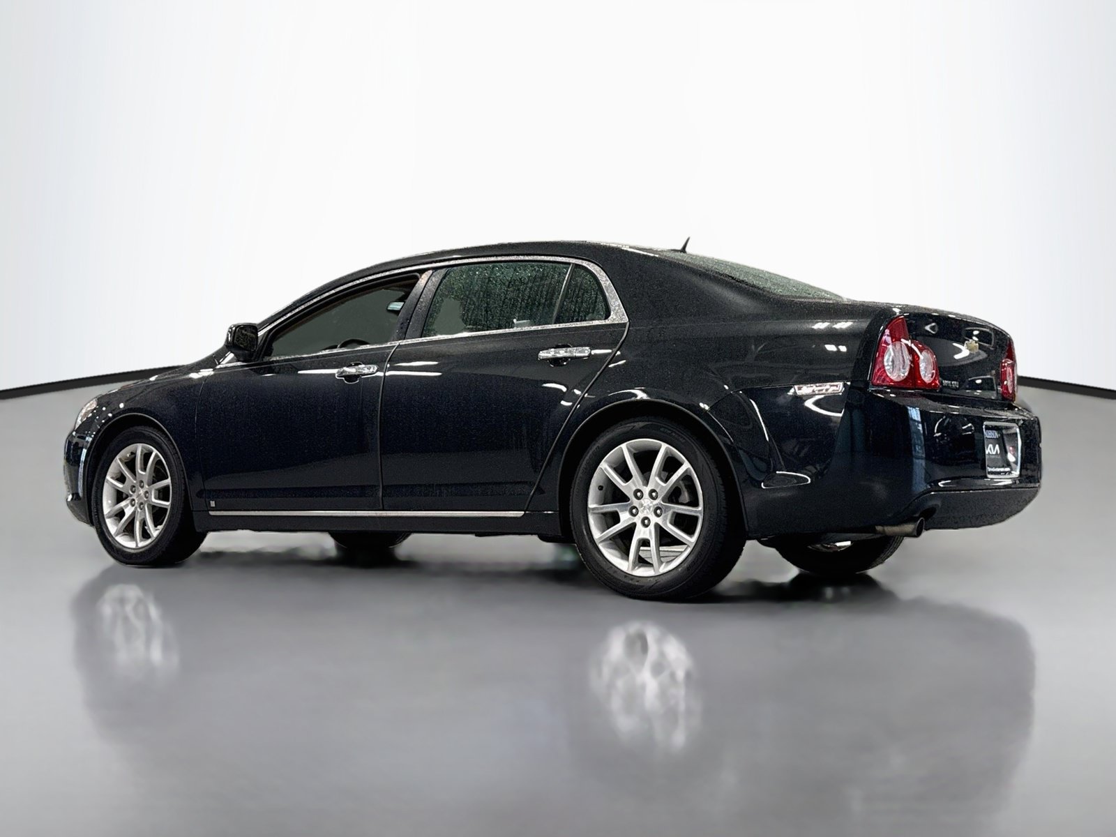 Used 2009 Chevrolet Malibu LTZ FWD image 5