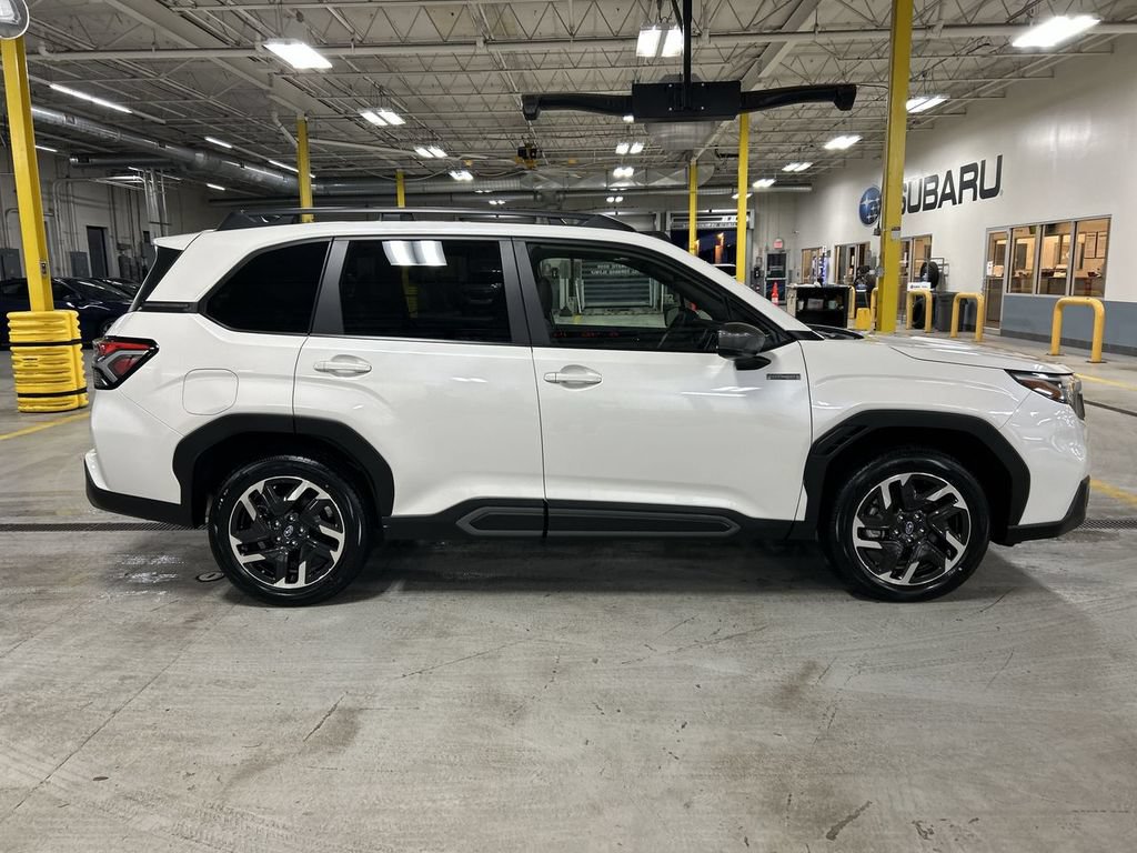 Certified 2025 Subaru Forester Limited AWD/4WD image 9