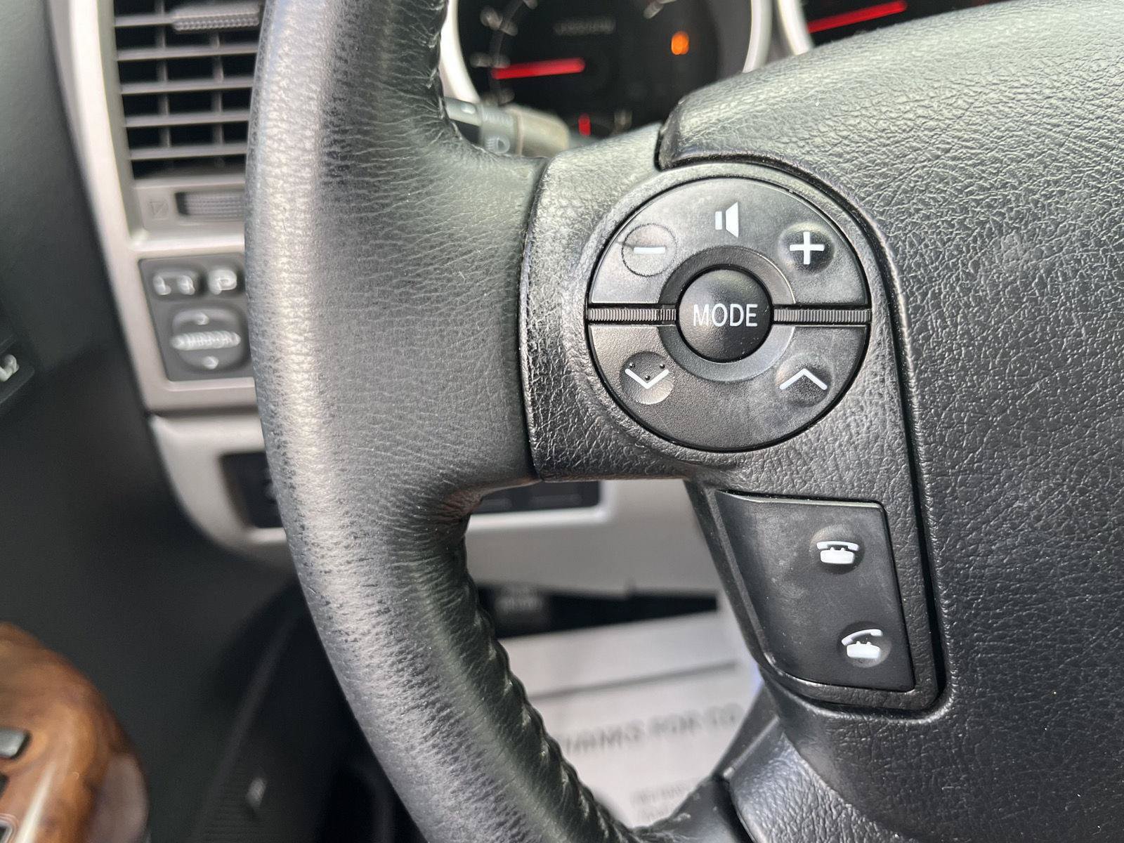 Used 2012 Toyota Tundra Limited w/ Memory Pkg RWD image 9