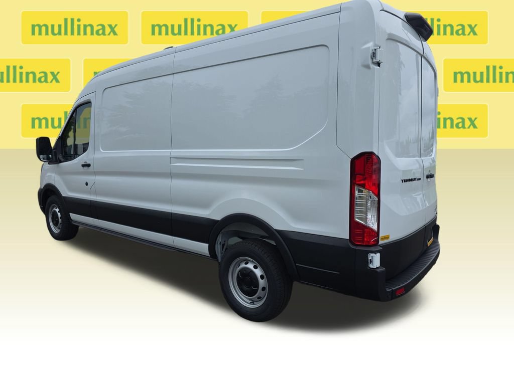 New 2026 Ford Transit 250 148 Medium Roof w/ Load Area Protection Package RWD image 5