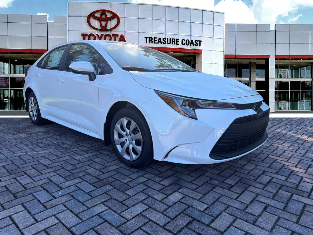 Used 2026 Toyota Corolla LE FWD image 1