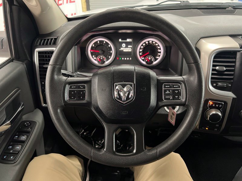 Used 2018 RAM 1500 Classic SLT AWD/4WD image 21