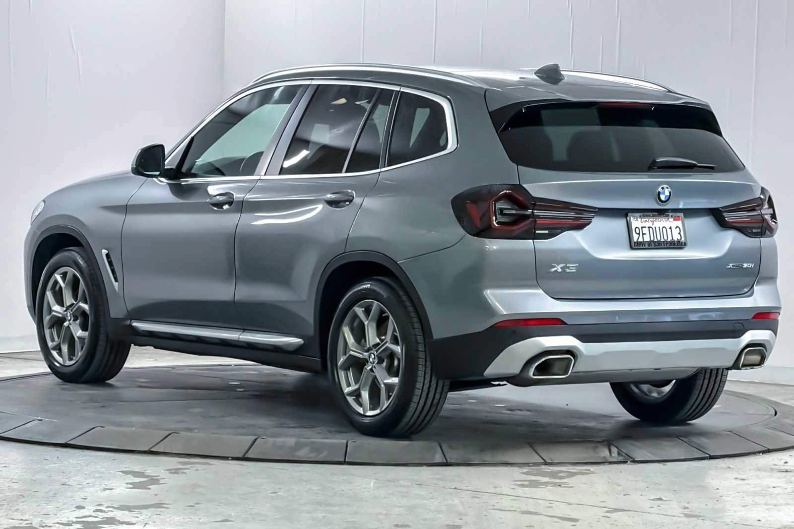 Used 2023 BMW X3 xDrive30i w/ Premium Package image 6