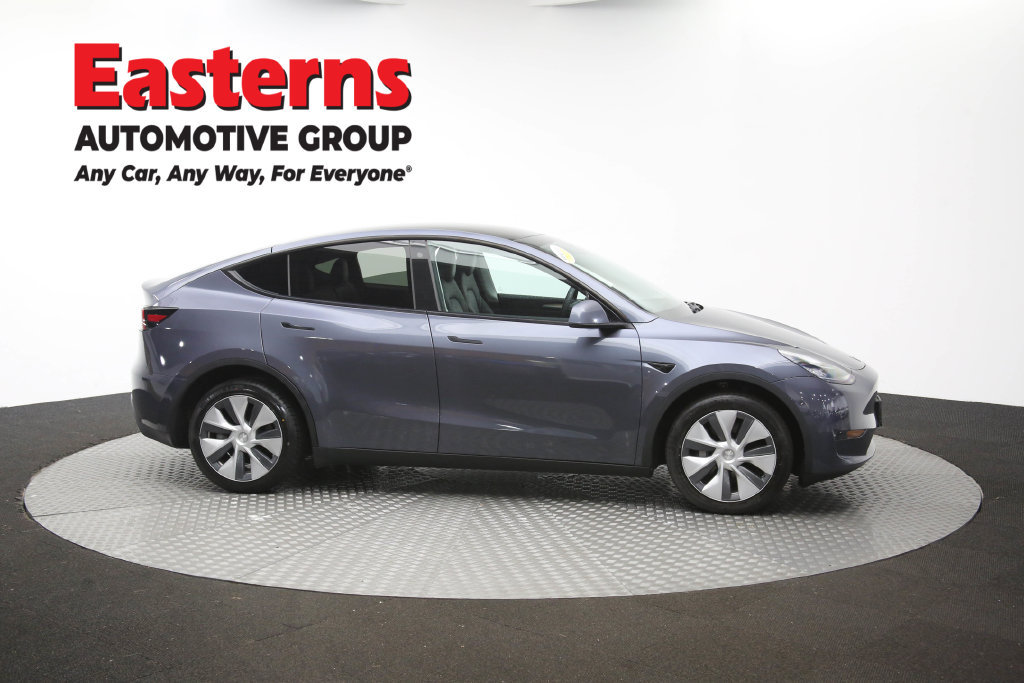 Used 2023 Tesla Model Y Long Range AWD/4WD image 43