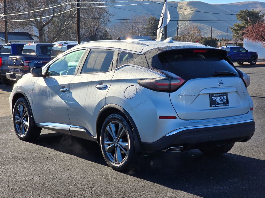 Used 2019 Nissan Murano Platinum w/ Cargo Package image 3