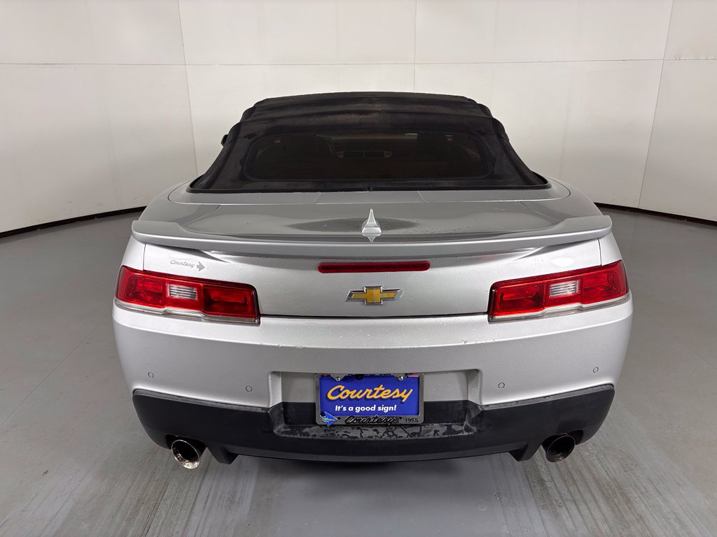 Used 2015 Chevrolet Camaro LT RWD image 6