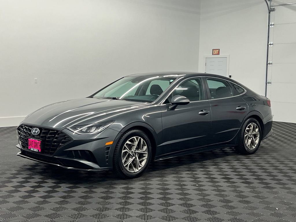 Used 2021 Hyundai Sonata SEL w/ Convenience Package