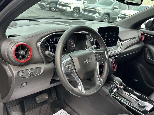 Certified 2024 Chevrolet Blazer RS w/ Enhanced Convenience Package AWD/4WD image 9