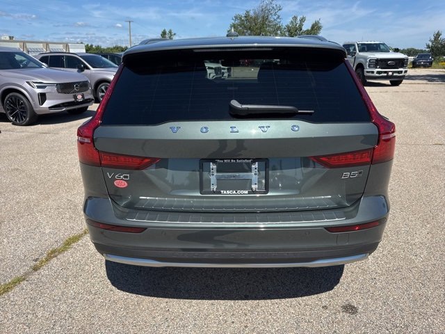 New 2026 Volvo V60 B5 Cross Country Plus w/ Protection Package Premier image 4