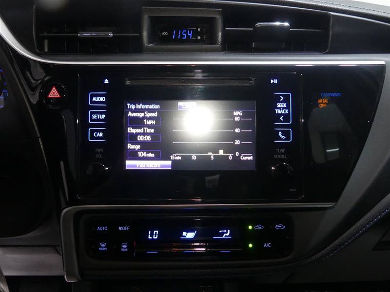 Used 2018 Toyota Corolla SE FWD image 35