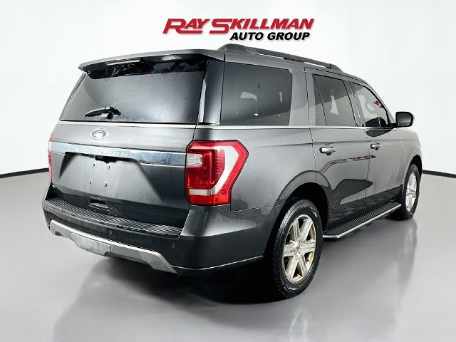 Used 2019 Ford Expedition XLT w/ Equipment Group 202A AWD/4WD image 7