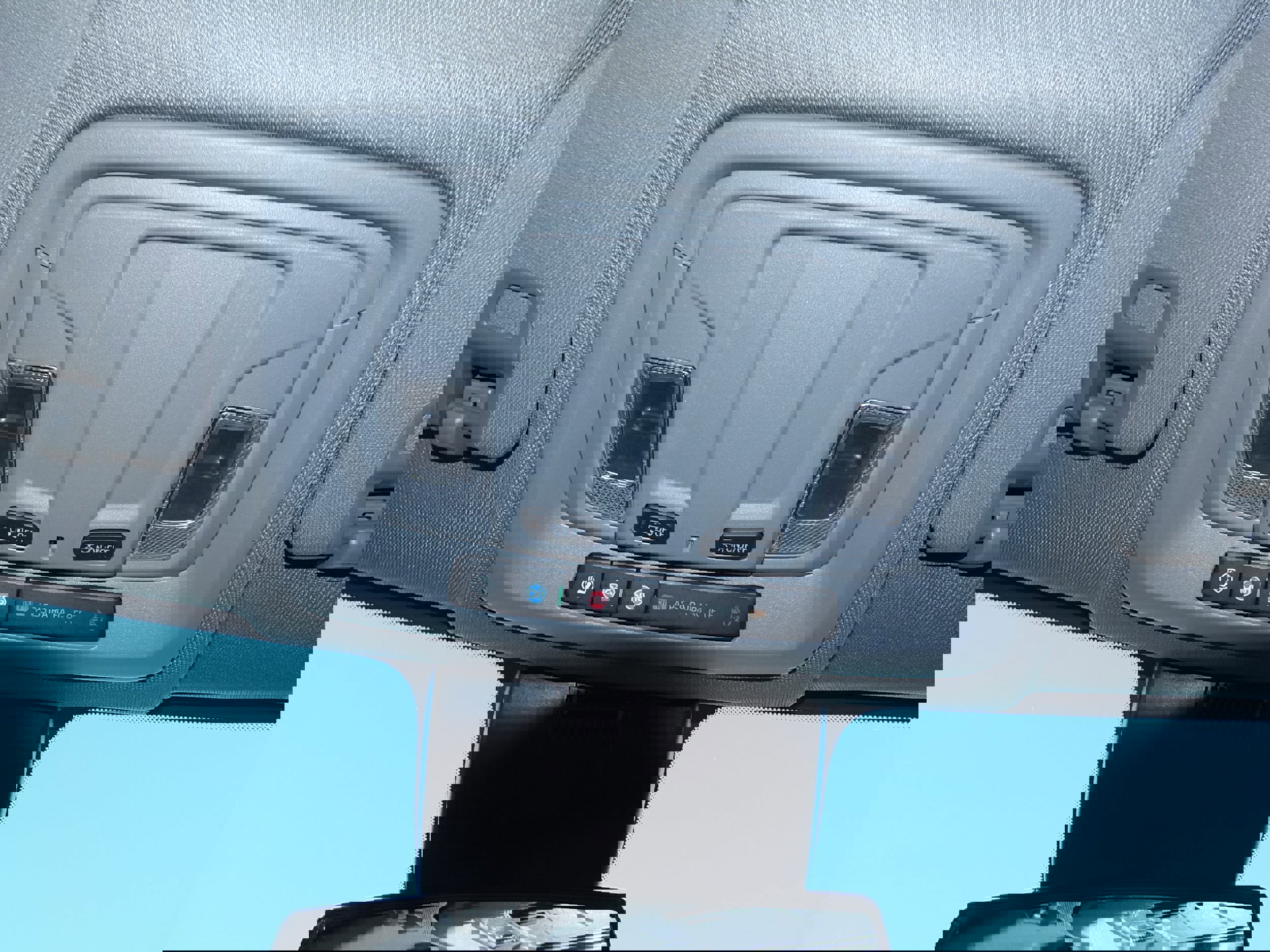 Used 2024 Chevrolet Silverado 2500 LT image 27