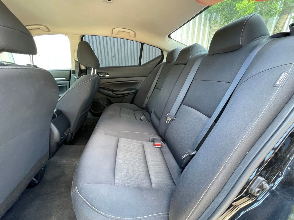 Used 2022 Nissan Altima 2.5 SV FWD image 25