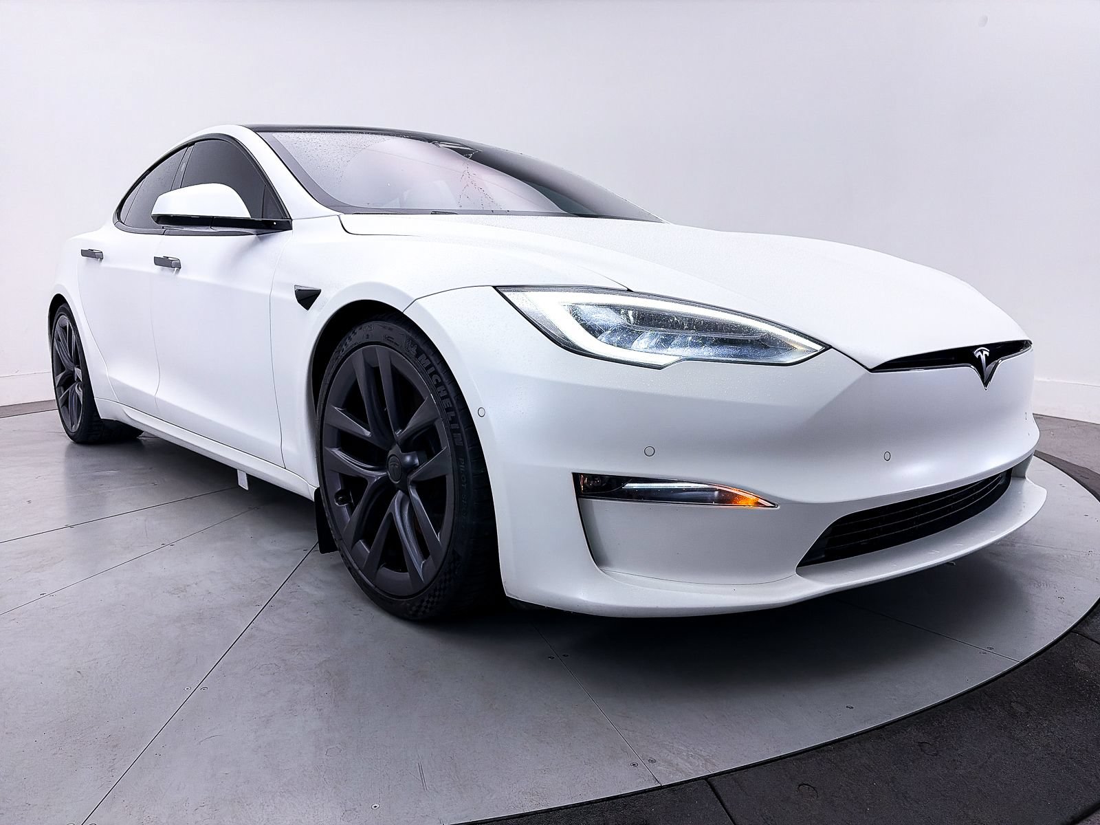 Used 2021 Tesla Model S Plaid AWD/4WD image 10