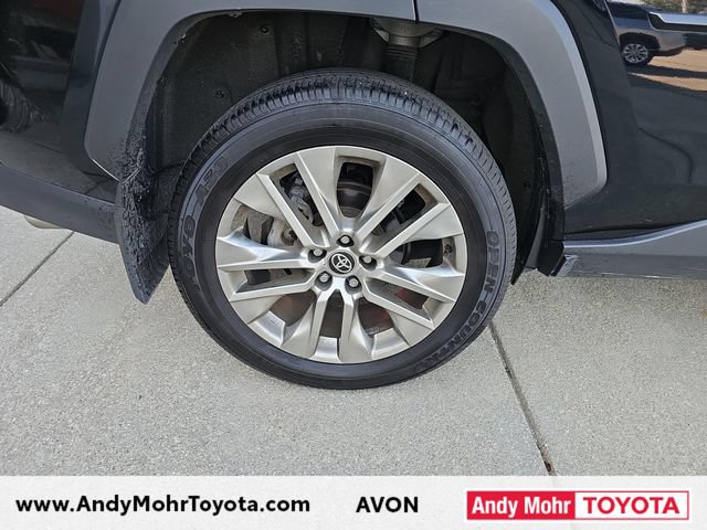 Used 2025 Toyota RAV4 XLE Premium w/ Weather Package AWD/4WD image 40