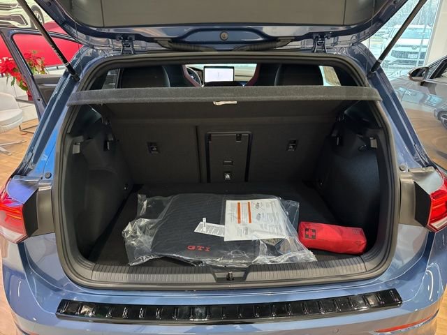 New 2025 Volkswagen GTI SE image 15