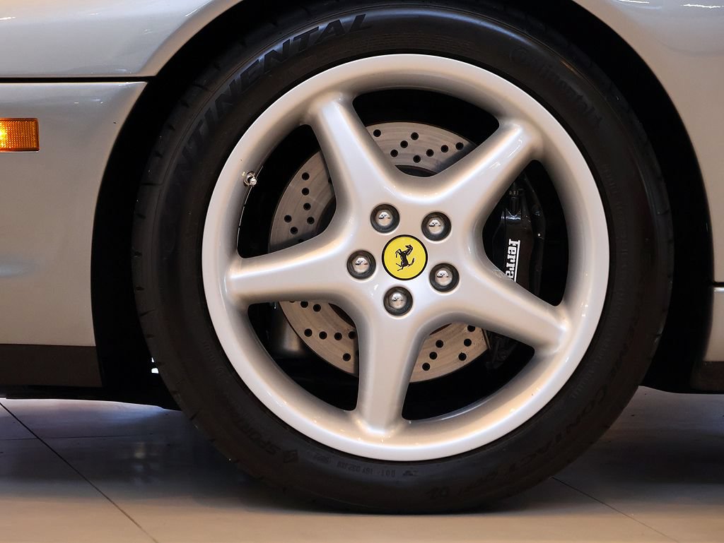 Used 1999 Ferrari 550 Maranello Coupe RWD image 45
