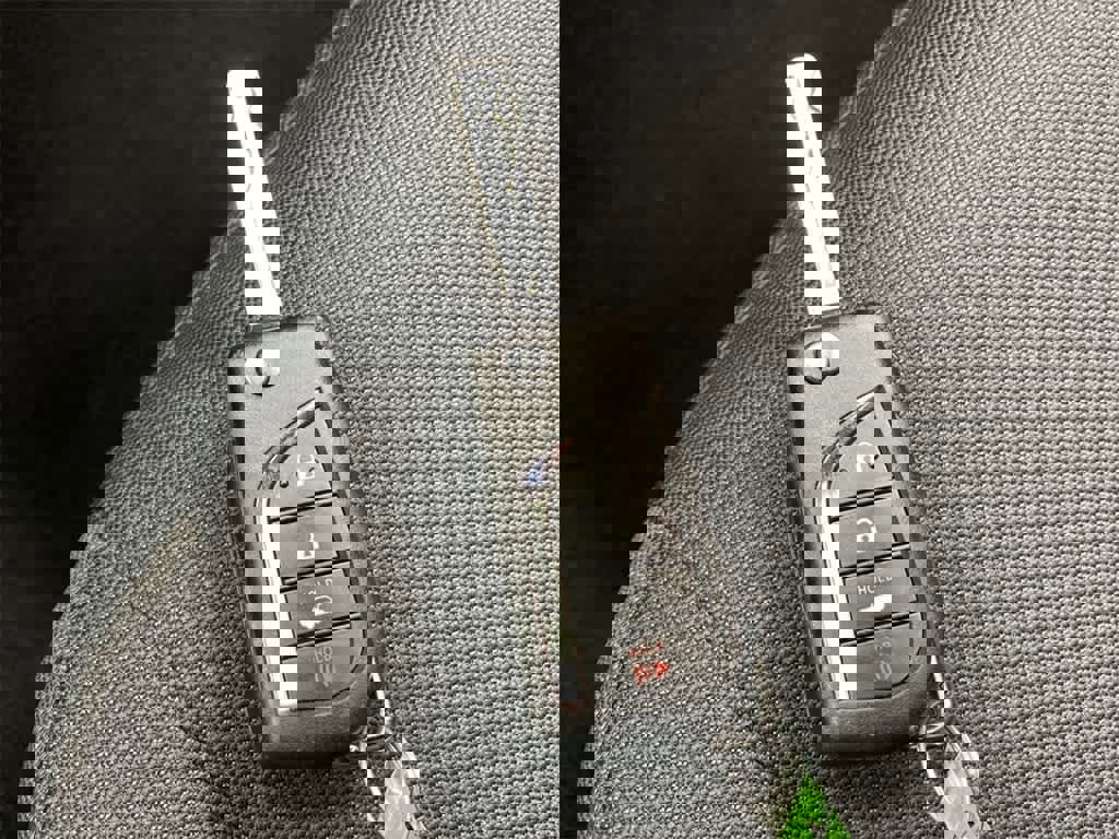 Used 2024 Toyota Corolla LE image 31