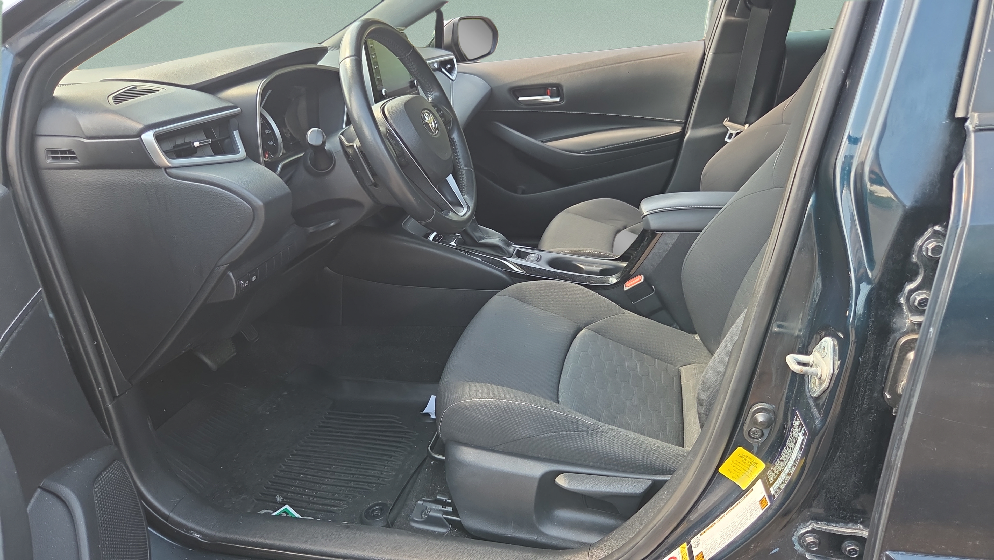 Used 2019 Toyota Corolla SE w/ SE Option Package FWD image 9