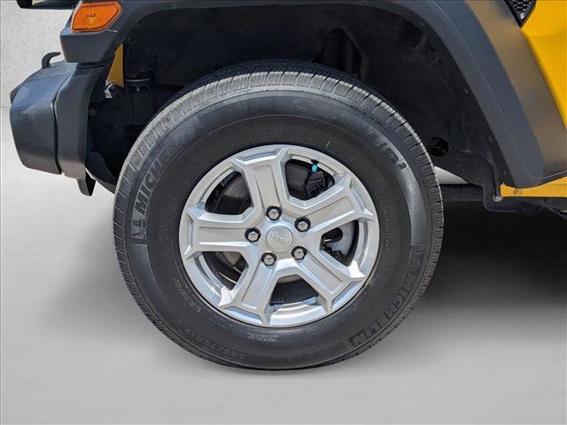 Used 2019 Jeep Wrangler Sport AWD/4WD image 21