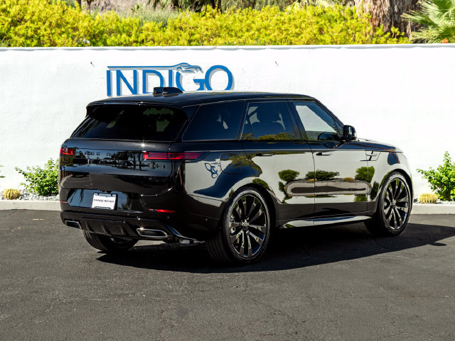 New 2026 Land Rover Range Rover Sport Dynamic SE AWD/4WD image 6