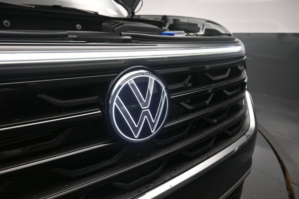 New 2026 Volkswagen Atlas Cross Sport SE FWD image 35