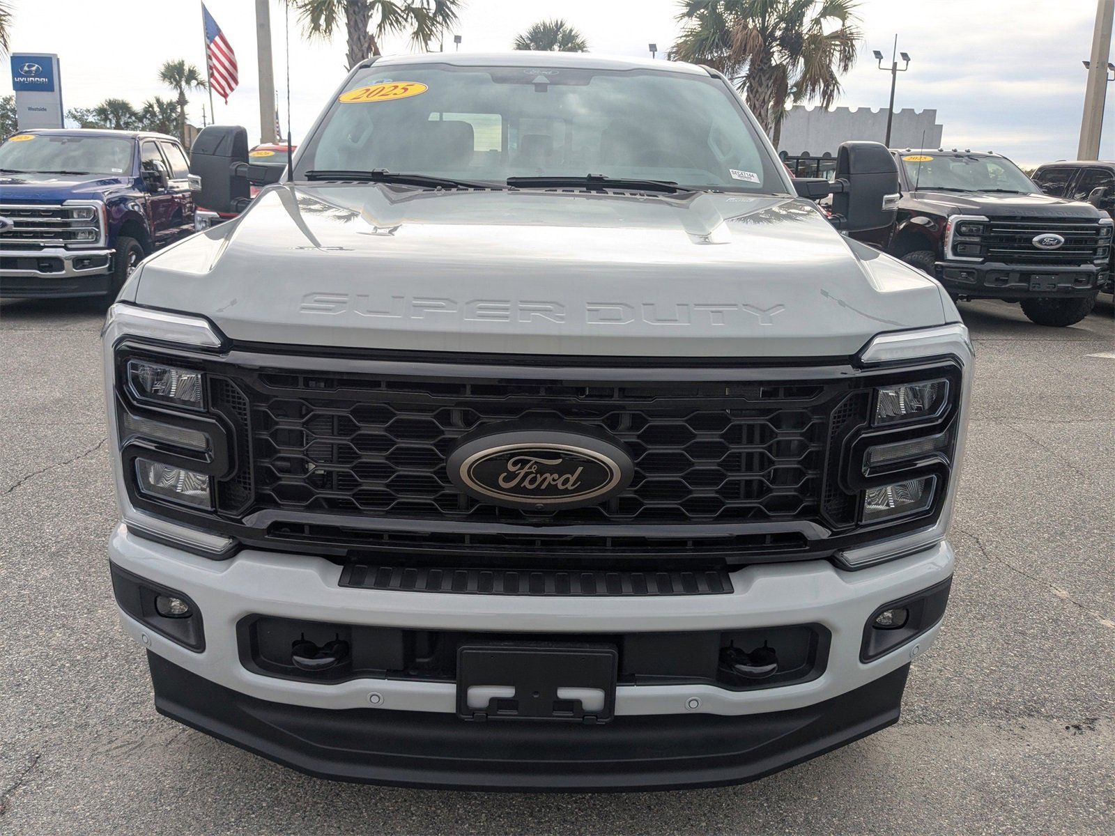 New 2025 Ford F350 Lariat w/ Lariat Ultimate Package image 9