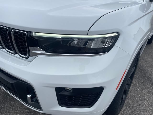 Used 2023 Jeep Grand Cherokee Overland AWD/4WD image 9