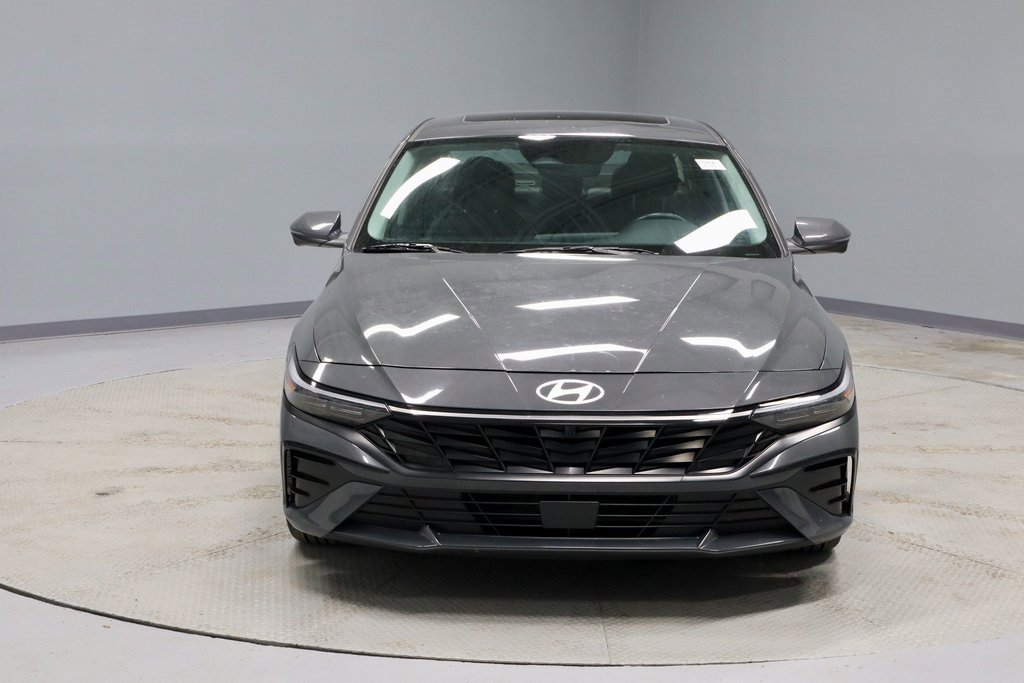 Certified 2024 Hyundai Elantra Limited image 8
